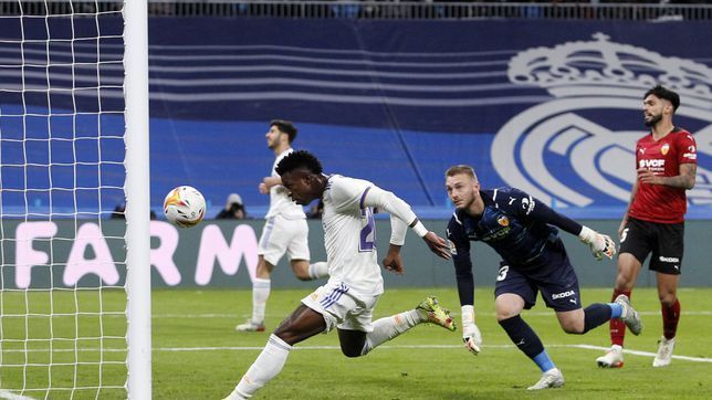  摩纳哥青春风暴席卷赛场，新星闪耀助队登顶