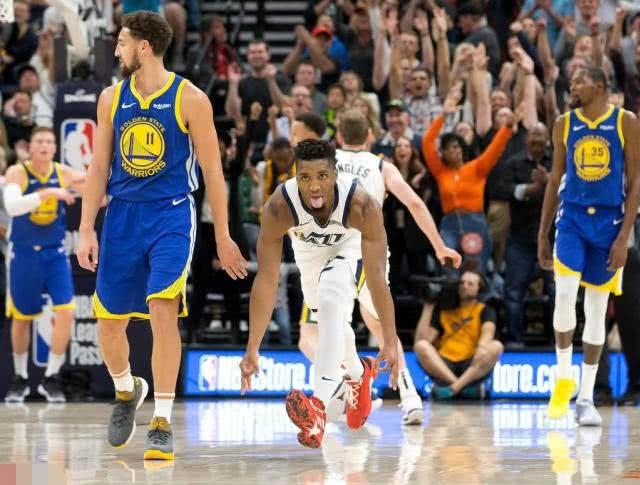  都灵老将替补建功绝杀十人应战的对手